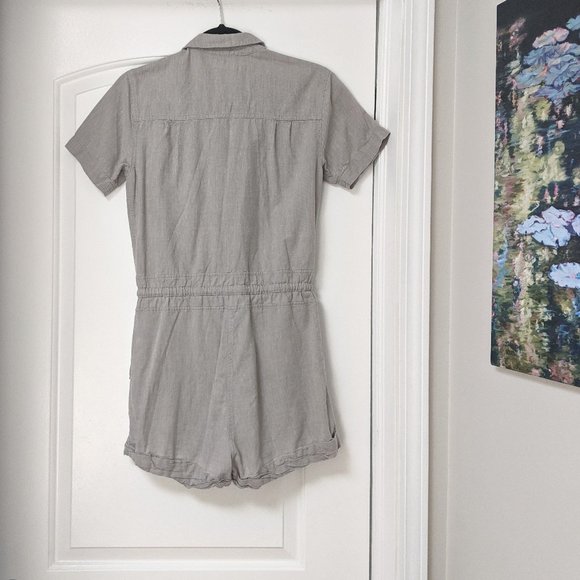 Aritzia Gray Short Sleeve Jumpsuit - Picture 2 of 16